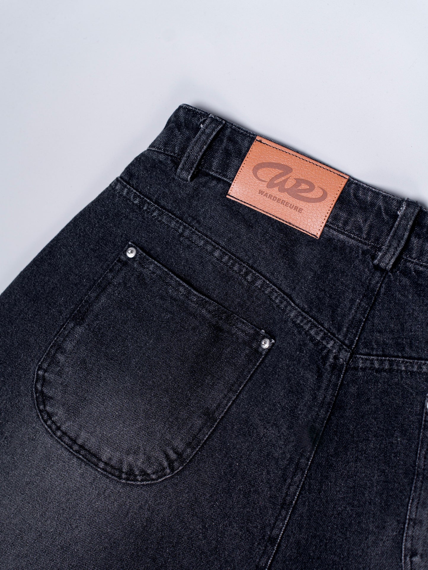 Reborn: AfterForm Jorts